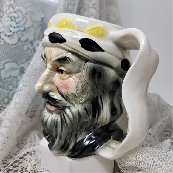 Ceramic Toby Mug Featuring Gray-Haired and Bearded Man - Picture 4 of 6